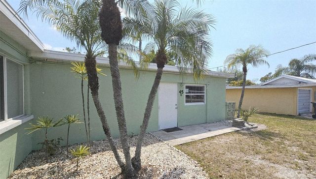 45 W LANGSNER STREET B, Englewood, FL 34223