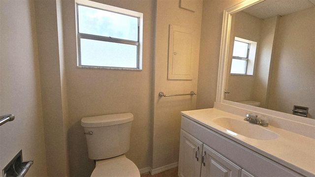 45 W LANGSNER STREET B, Englewood, FL 34223