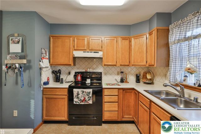 969 Bridge Court, Catasauqua Boro, PA 18032