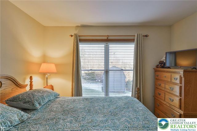 969 Bridge Court, Catasauqua Boro, PA 18032