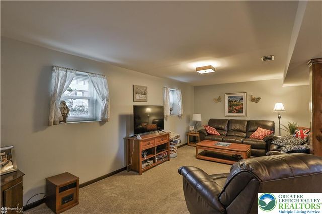 969 Bridge Court, Catasauqua Boro, PA 18032