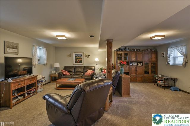 969 Bridge Court, Catasauqua Boro, PA 18032