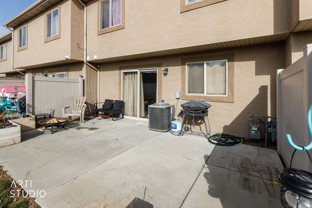 133 W ARLINGTON WAY, Harrisville, UT 84414