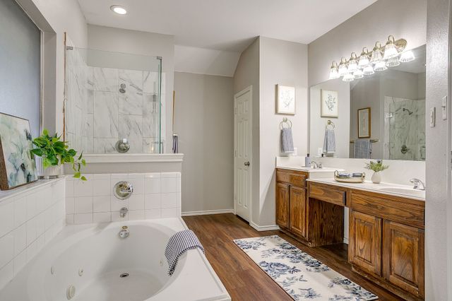 4901 Sailwind Drive, Fort Worth, TX 76135