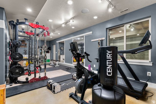 412 S 350 E, Pleasant Grove, UT 84062