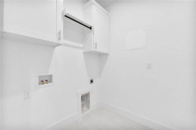 7014 SW Orange Avenue, Bentonville, AR 72713