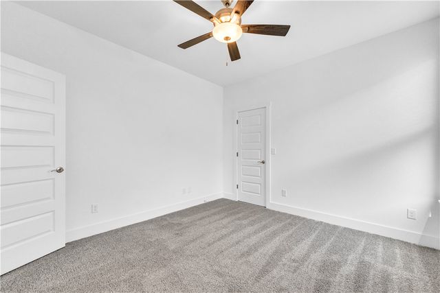 7014 SW Orange Avenue, Bentonville, AR 72713