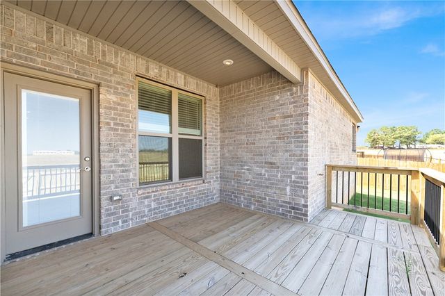 7014 SW Orange Avenue, Bentonville, AR 72713