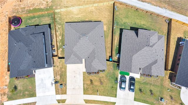 7014 SW Orange Avenue, Bentonville, AR 72713