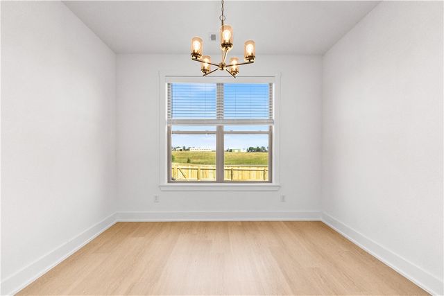 7014 SW Orange Avenue, Bentonville, AR 72713