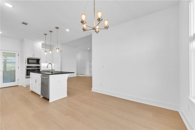 7014 SW Orange Avenue, Bentonville, AR 72713