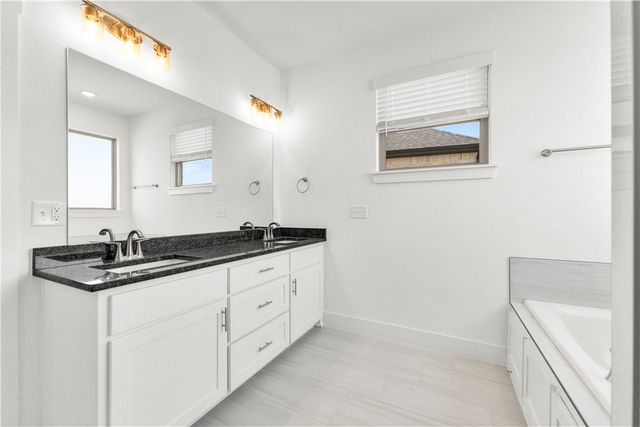 7014 SW Orange Avenue, Bentonville, AR 72713