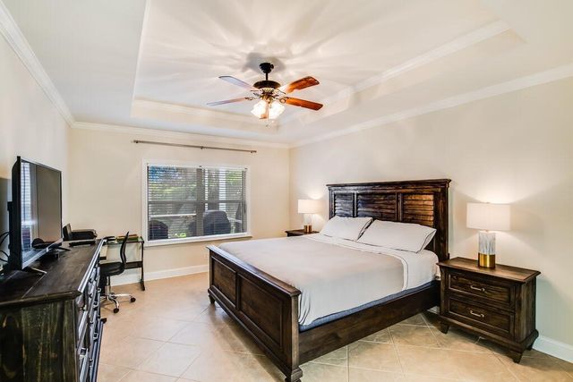3690 Old Lighthouse Circle, Wellington, FL 33414