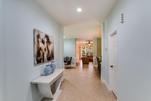 3690 Old Lighthouse Circle, Wellington, FL 33414