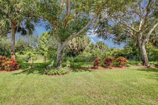 3690 Old Lighthouse Circle, Wellington, FL 33414
