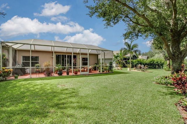 3690 Old Lighthouse Circle, Wellington, FL 33414