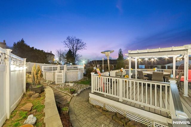 70 Overlook Avenue, Ridgefield Park, NJ 07660