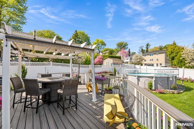 70 Overlook Avenue, Ridgefield Park, NJ 07660