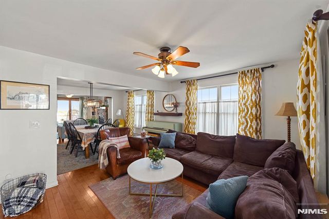 70 Overlook Avenue, Ridgefield Park, NJ 07660