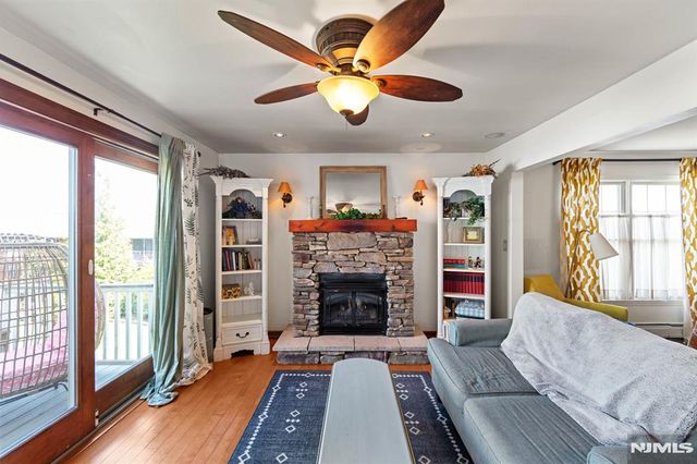 70 Overlook Avenue, Ridgefield Park, NJ 07660