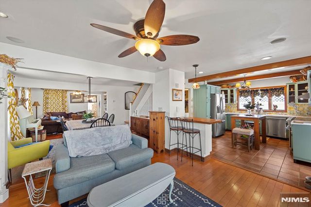 70 Overlook Avenue, Ridgefield Park, NJ 07660