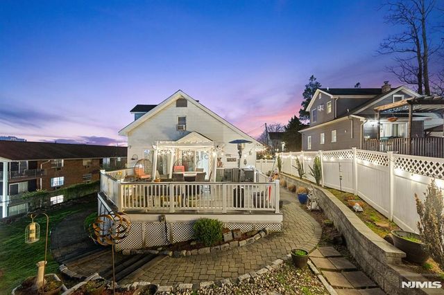 70 Overlook Avenue, Ridgefield Park, NJ 07660