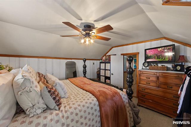 70 Overlook Avenue, Ridgefield Park, NJ 07660