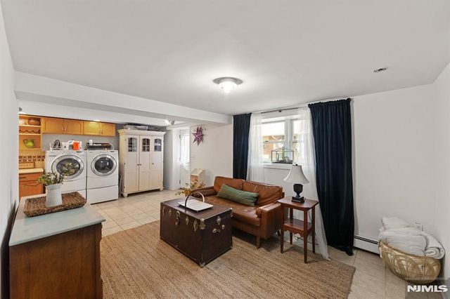 70 Overlook Avenue, Ridgefield Park, NJ 07660