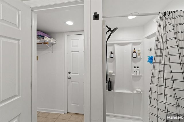 70 Overlook Avenue, Ridgefield Park, NJ 07660