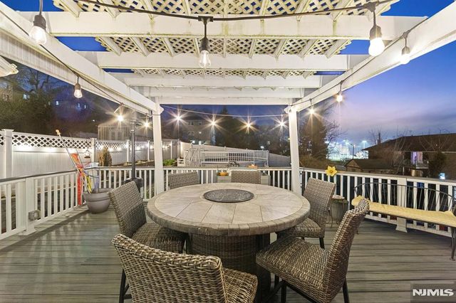 70 Overlook Avenue, Ridgefield Park, NJ 07660