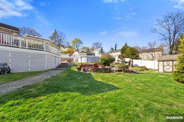 70 Overlook Avenue, Ridgefield Park, NJ 07660