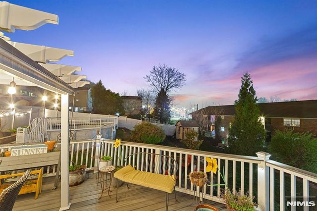 70 Overlook Avenue, Ridgefield Park, NJ 07660