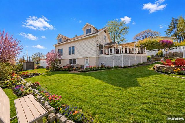 70 Overlook Avenue, Ridgefield Park, NJ 07660