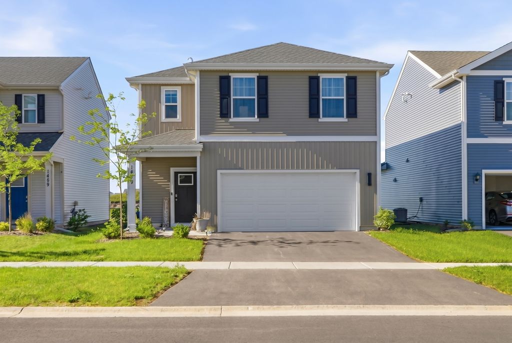 1479 Grand Tetons Drive, Pingree Grove, IL 60140