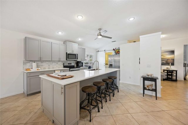 271 FAREHAM DRIVE, Venice, FL 34293