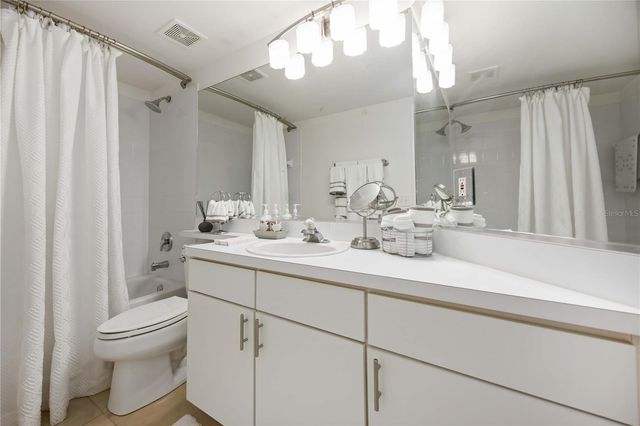 271 FAREHAM DRIVE, Venice, FL 34293