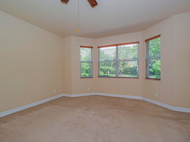 5561 57th Way, Vero Beach, FL 32967