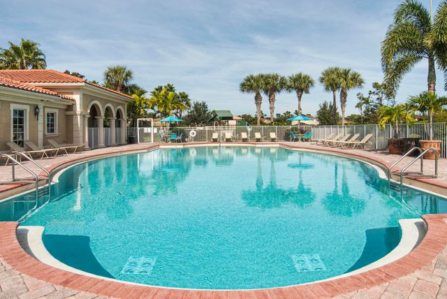 5561 57th Way, Vero Beach, FL 32967