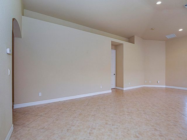 5561 57th Way, Vero Beach, FL 32967