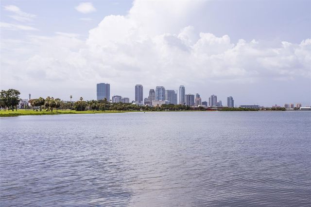 353 22ND AVENUE SE, St Petersburg, FL 33705