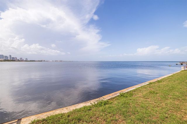 353 22ND AVENUE SE, St Petersburg, FL 33705