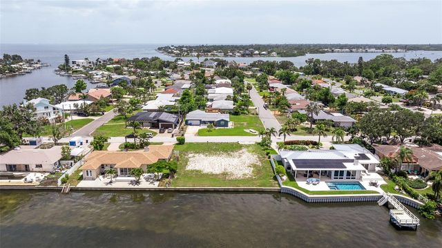 353 22ND AVENUE SE, St Petersburg, FL 33705