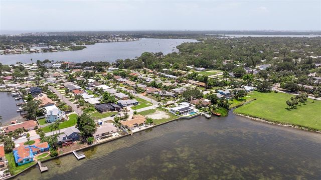 353 22ND AVENUE SE, St Petersburg, FL 33705