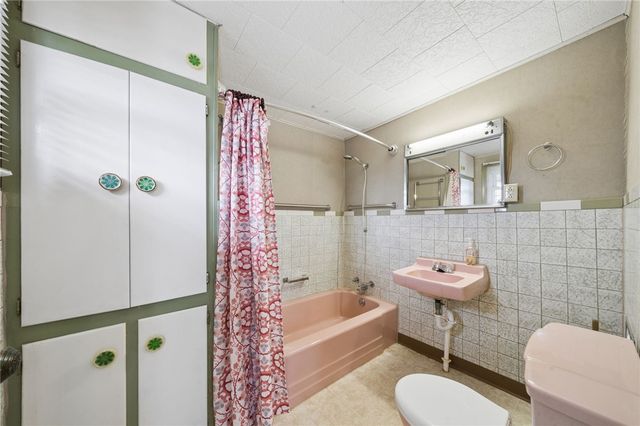 519 Washington St, Mt Pleasant Boro, PA 15666
