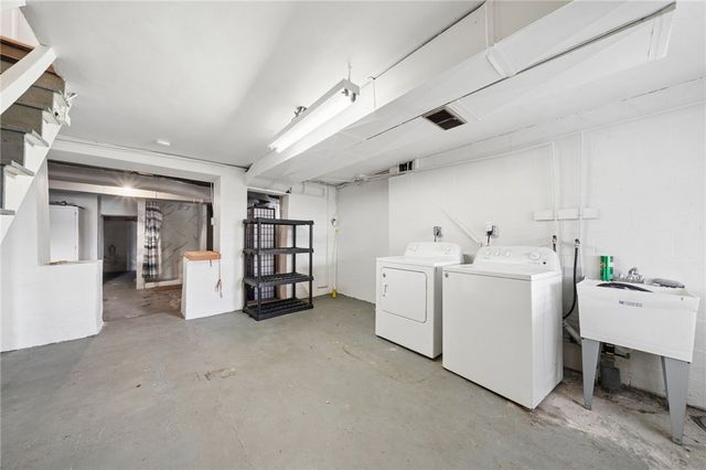 519 Washington St, Mt Pleasant Boro, PA 15666