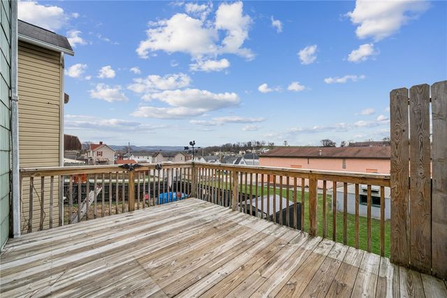 519 Washington St, Mt Pleasant Boro, PA 15666