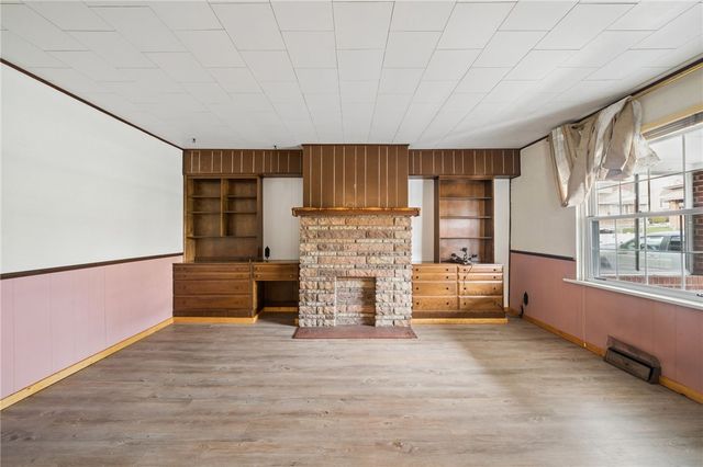 519 Washington St, Mt Pleasant Boro, PA 15666