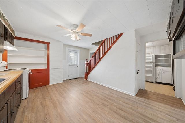 519 Washington St, Mt Pleasant Boro, PA 15666