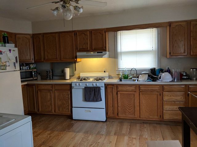 317 Maryland Avenue, Ottawa, IL 61350