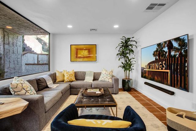 1777 Ridge Road, Palm Springs, CA 92264